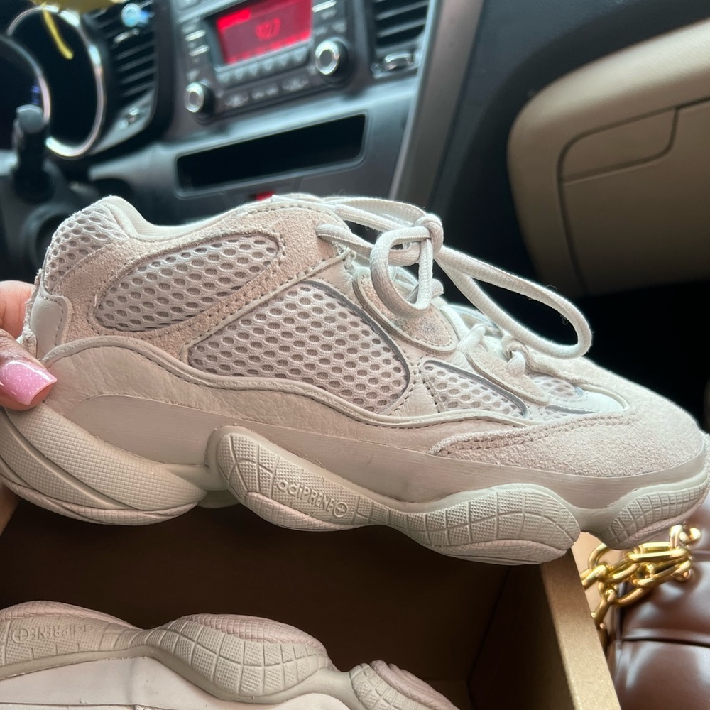 Yeezy 500 BLush